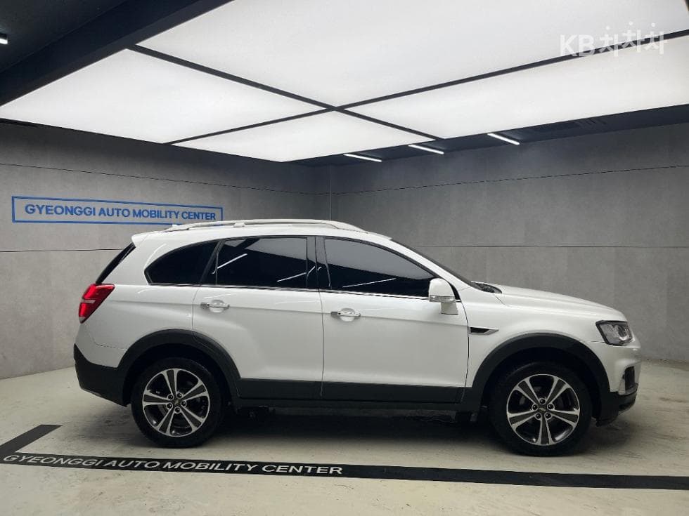 GM Korea 신형 Captiva2.0 LT Deluxe Pack 5-seater - 2