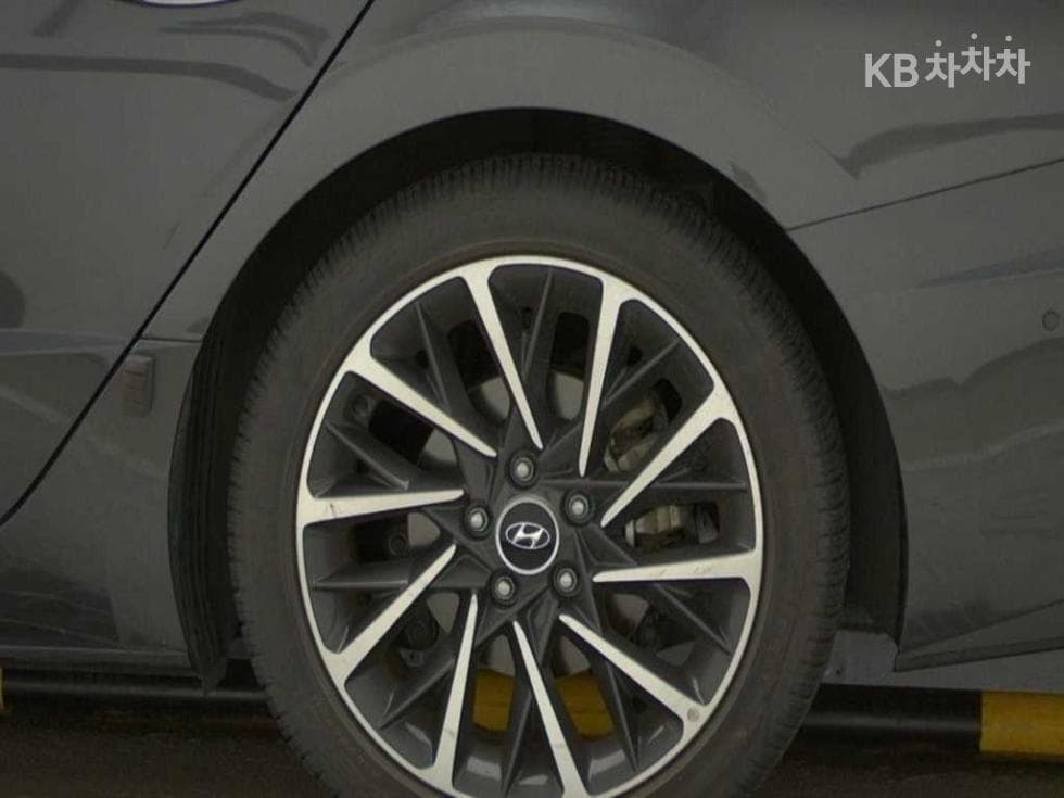 Hyundai Sonata (DN8)1.6 T Inspiration - 7