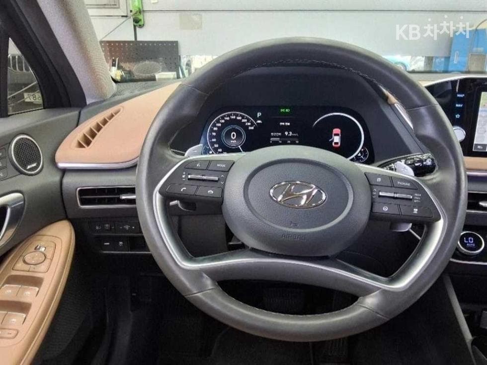 Hyundai Sonata (DN8)1.6 T Inspiration - 9