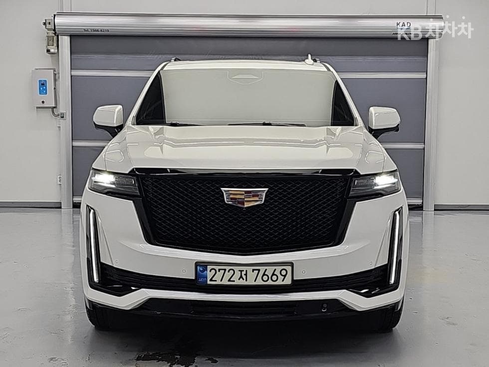 캐딜락 ESCALADE(5세대)6.2 V8 Sport Platinum - 2