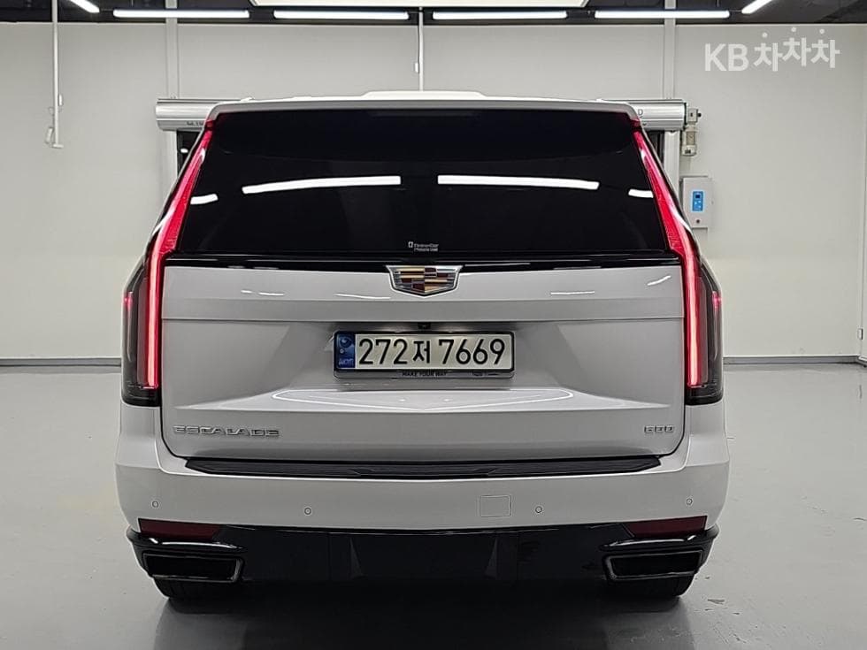 캐딜락 ESCALADE(5세대)6.2 V8 Sport Platinum - 3