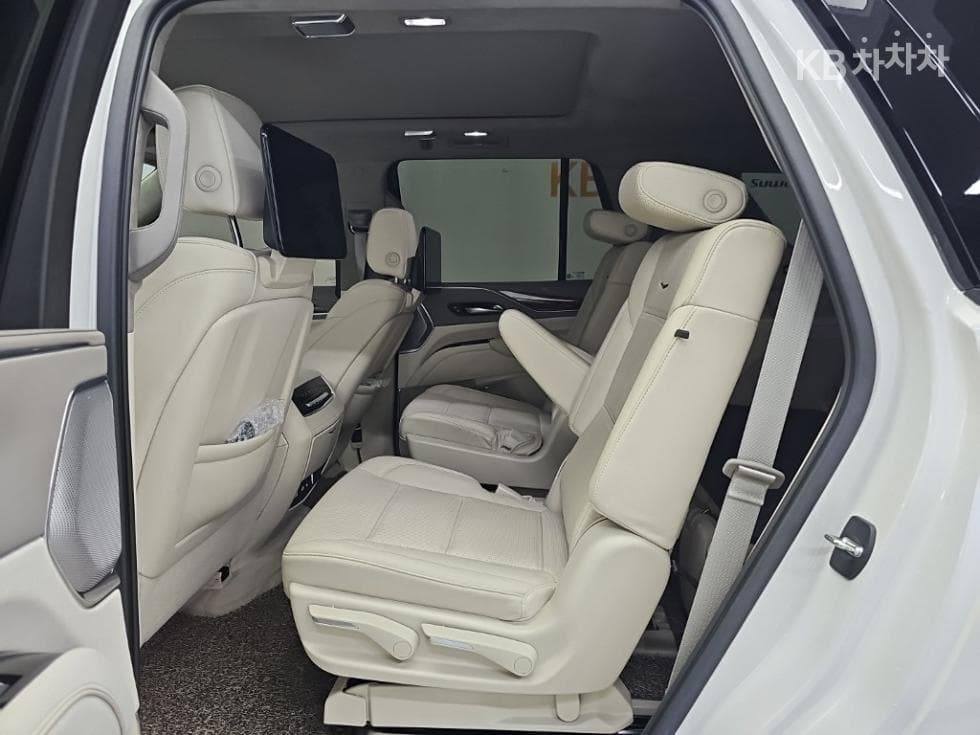 캐딜락 ESCALADE(5세대)6.2 V8 Sport Platinum - 12