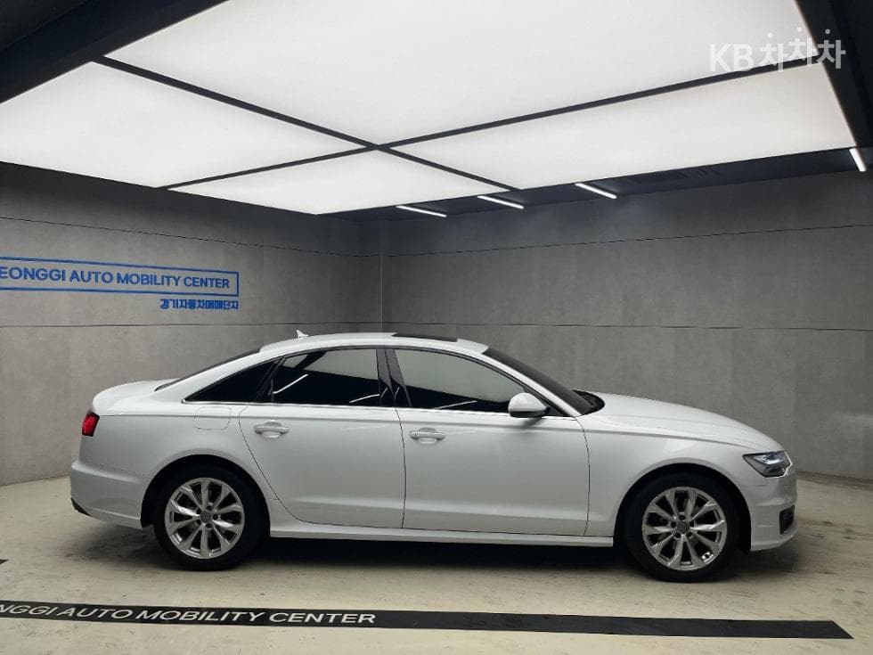 Audi NEW A635 Turbo Diesel Injection Premium C7 - 2