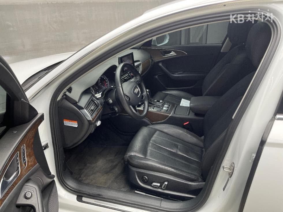 Audi NEW A635 Turbo Diesel Injection Premium C7 - 5