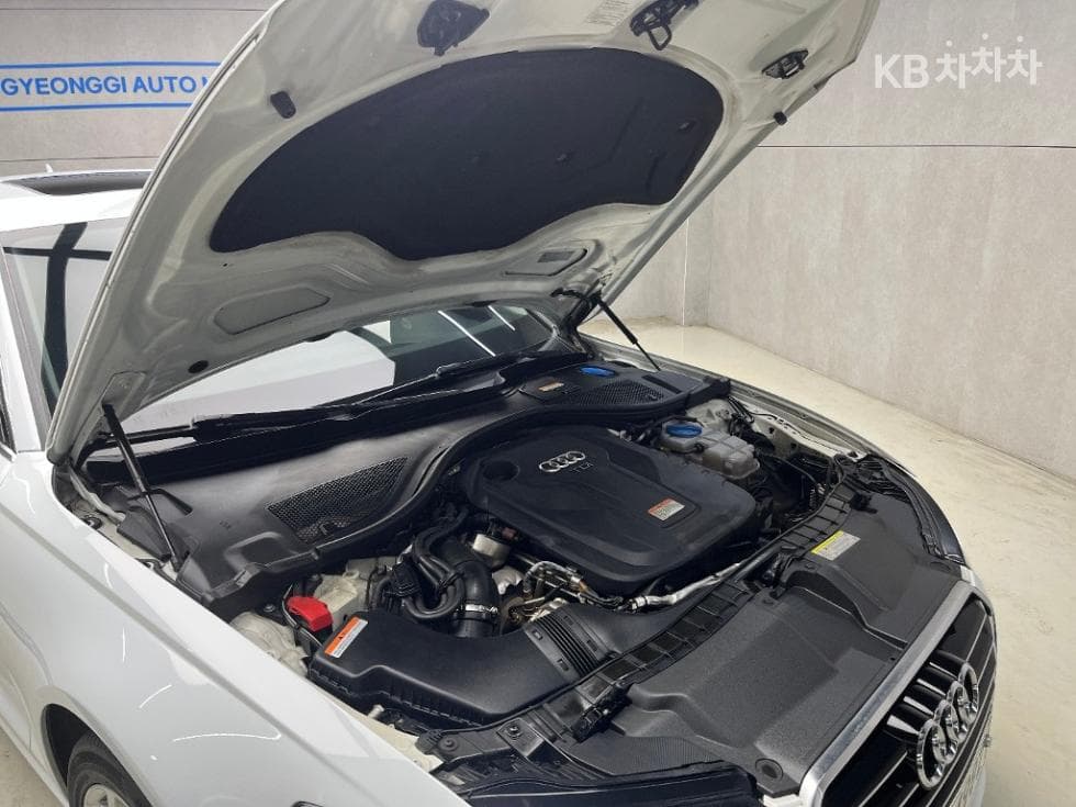 Audi NEW A635 Turbo Diesel Injection Premium C7 - 15