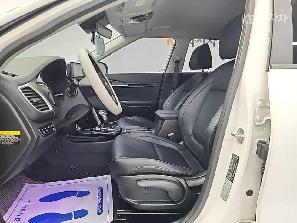 Киа Seltos1.6 Дизел 2WD Престиж - 10