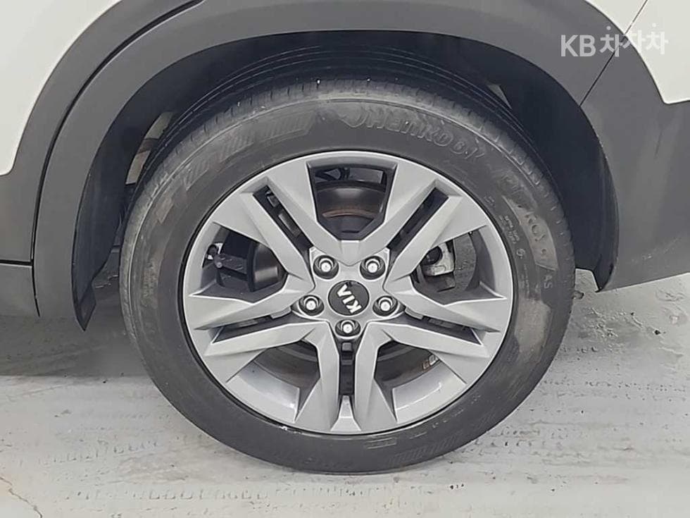 Киа Seltos1.6 Дизел 2WD Престиж - 19