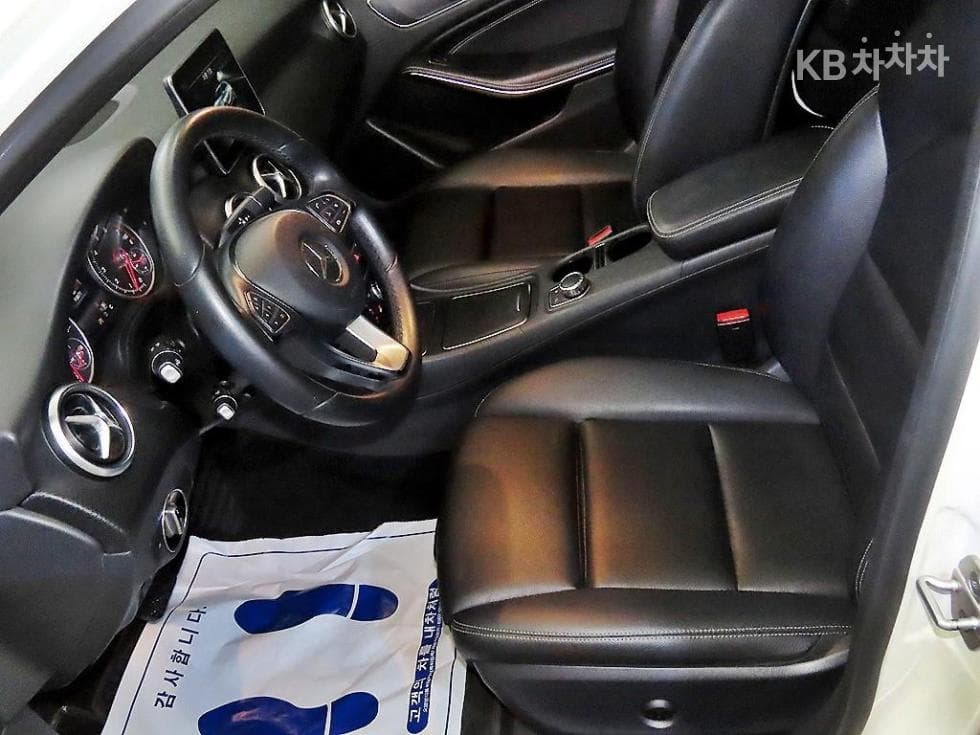 Mercedes-Benz A클래스A200 W176 - 6