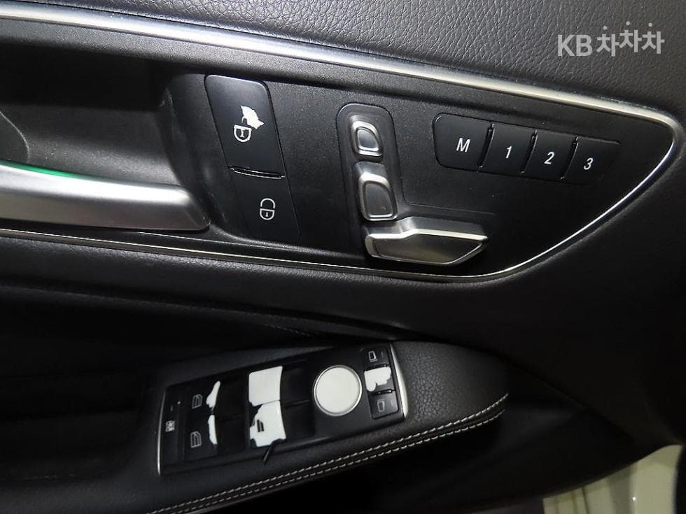 Mercedes-Benz A클래스A200 W176 - 13