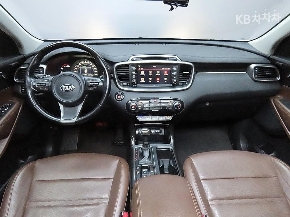 Киа All NewSorentoДизел 2.2 2WD Noblesse Специал (специален признак/издание) - 6