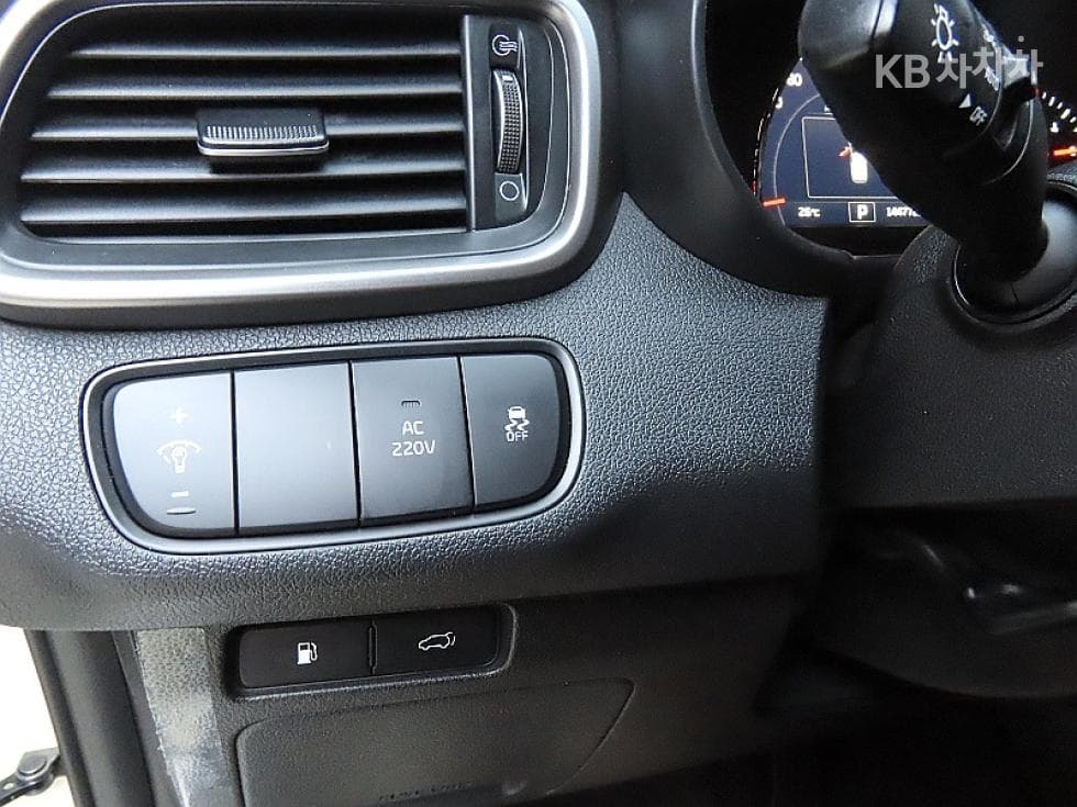 Киа All NewSorentoДизел 2.2 2WD Noblesse Специал (специален признак/издание) - 12