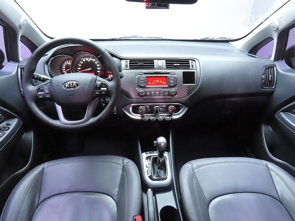 Kia All New Pride / Rio1.4 MPI Sedan Deluxe - 6