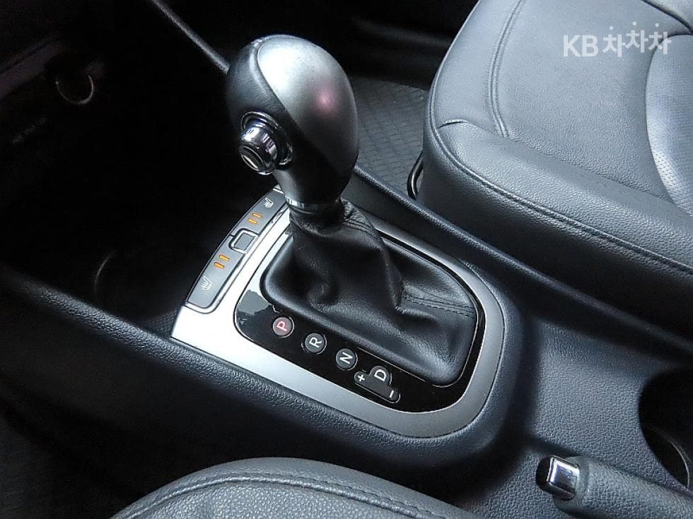 Kia All New Pride / Rio1.4 MPI Sedan Deluxe - 9