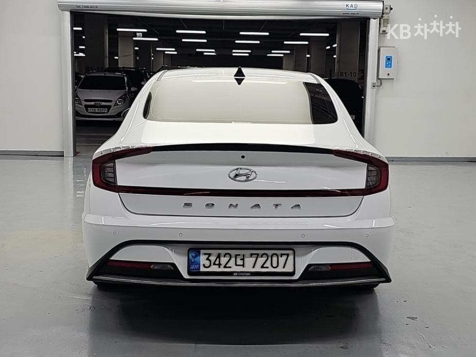 Хюндай Соната Хибрид (DN8)2.0 Хибрид Premium Plus - 3