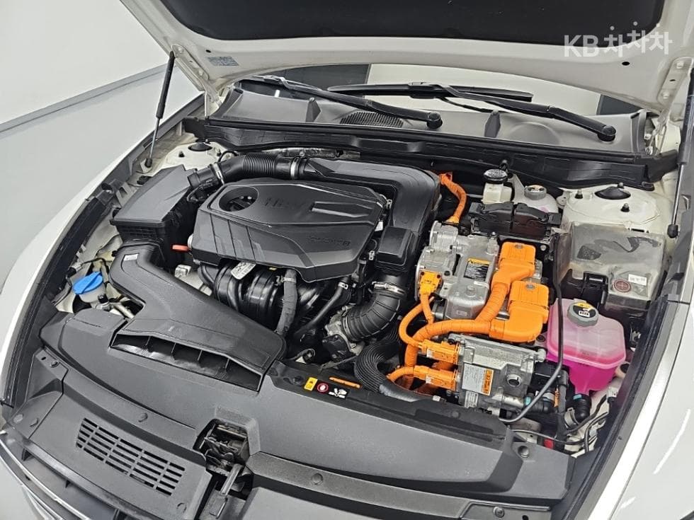 Хюндай Соната Хибрид (DN8)2.0 Хибрид Premium Plus - 5