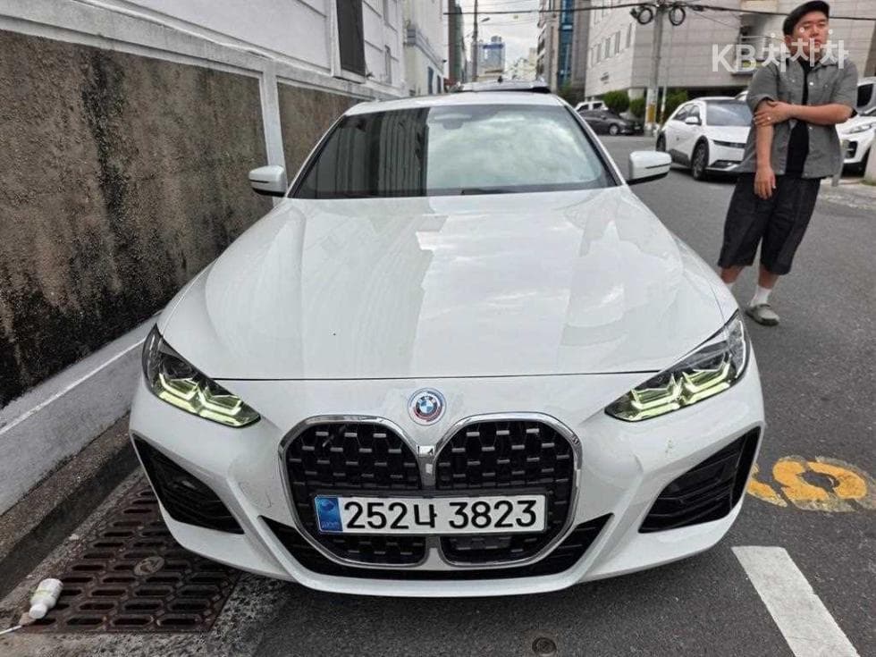 BMW 4시리즈 (G22) 420i Coupe M Sport - Image 1