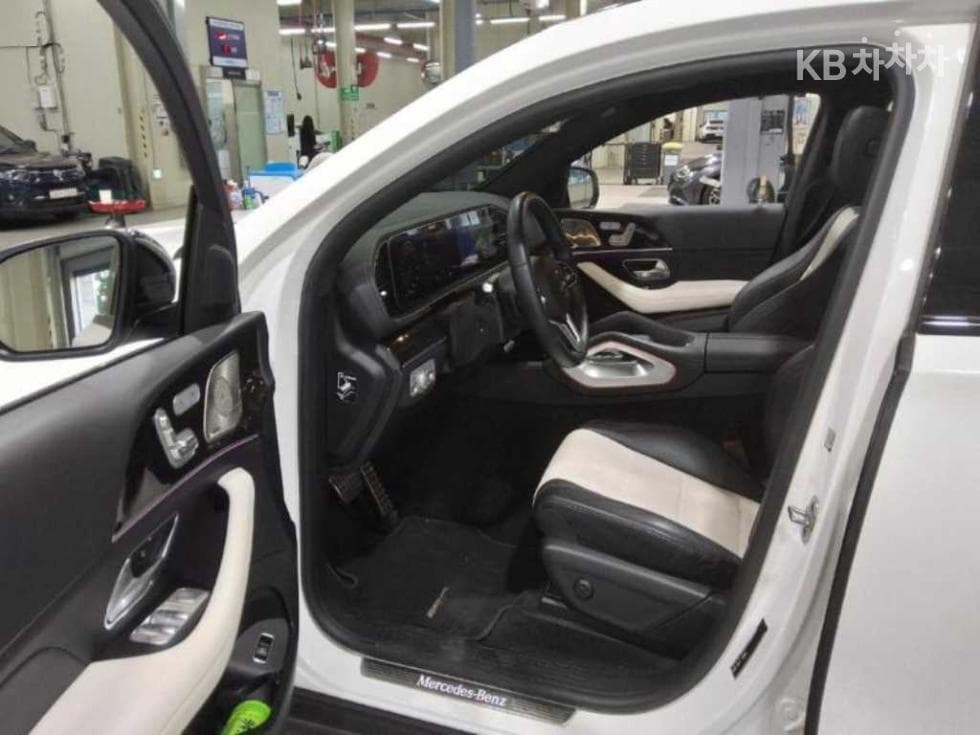 Mercedes-Benz GLE (V167)400 d 4Matic Coupe - 2