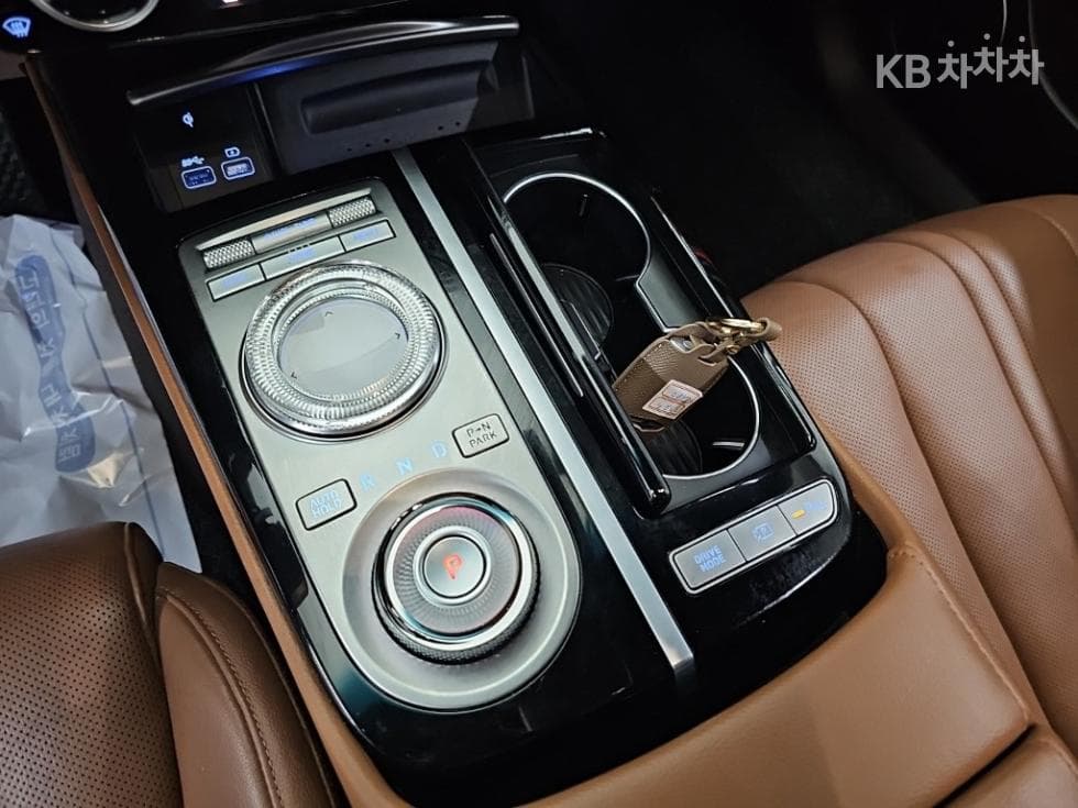Genesis G80(RG3)2.5 Turbo Gasoline Direct Injection 2WD - 8