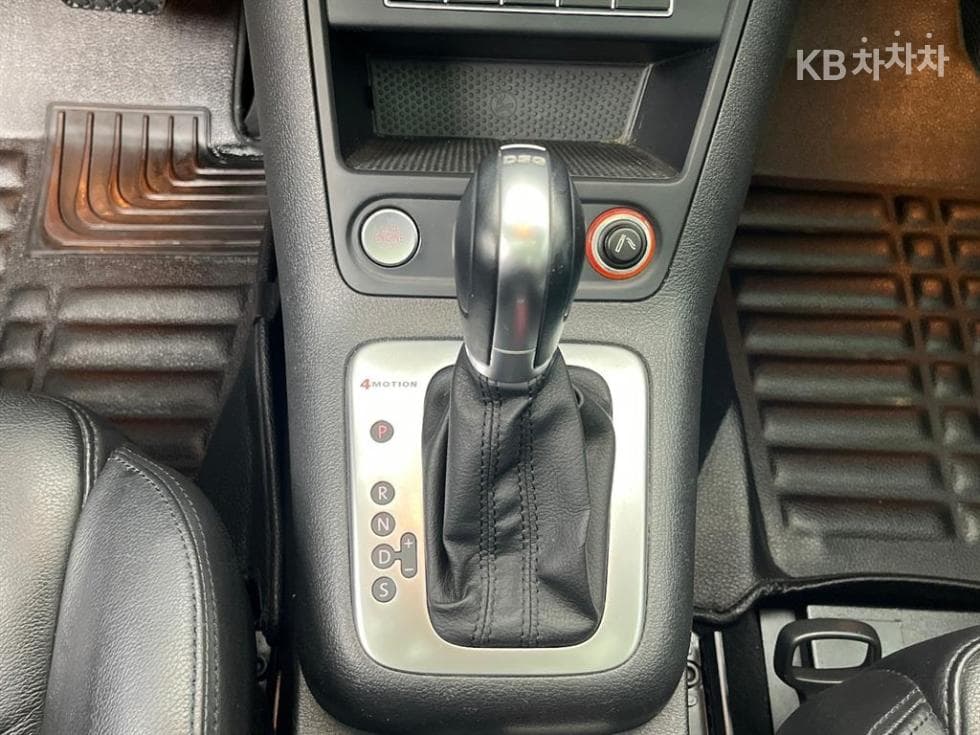 Volkswagen New Tiguan2.0 Turbo Diesel Injection 컴포트 5N - 10
