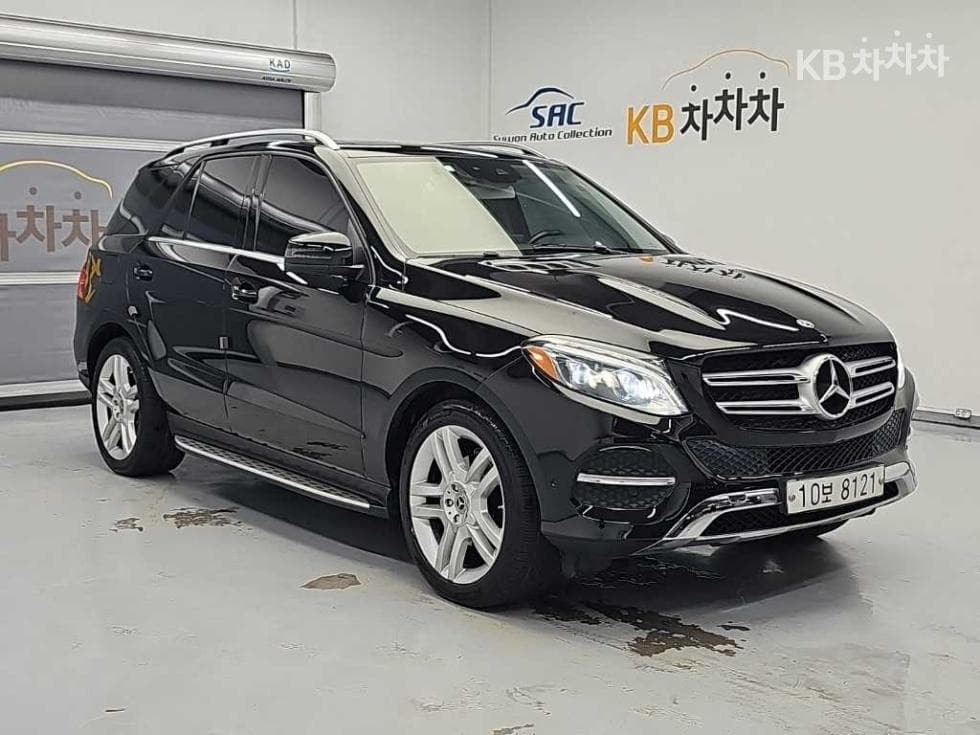 Mercedes-Benz GLE(W166)350 d 4Matic Стандартен - 4