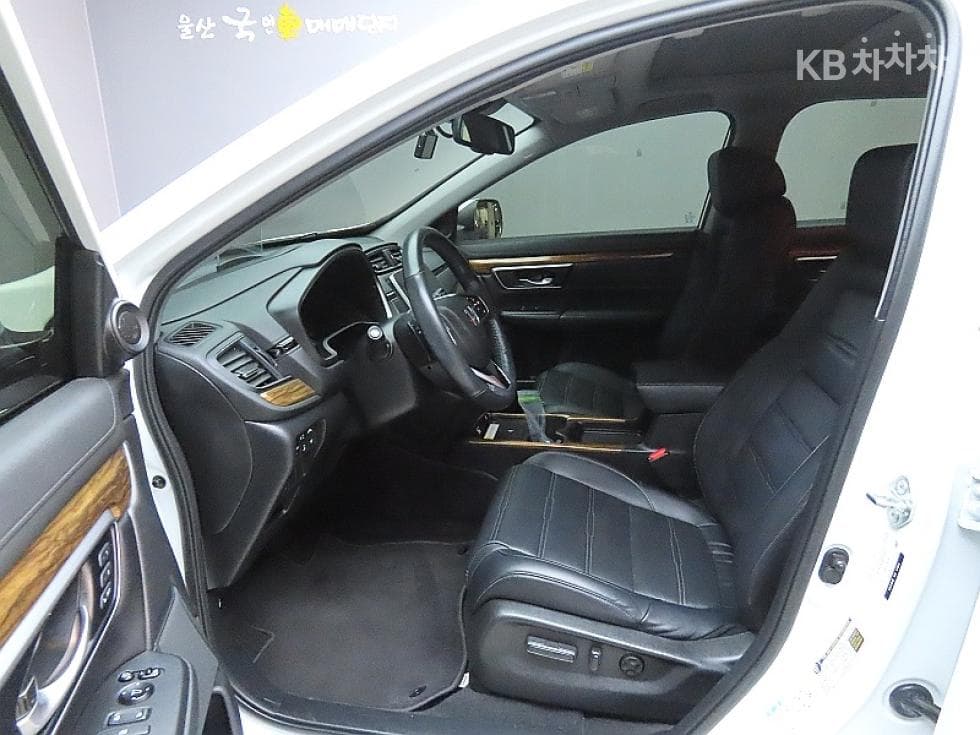 혼다 CR-V 5세대Hybrid 2.0 4WD Touring - 10