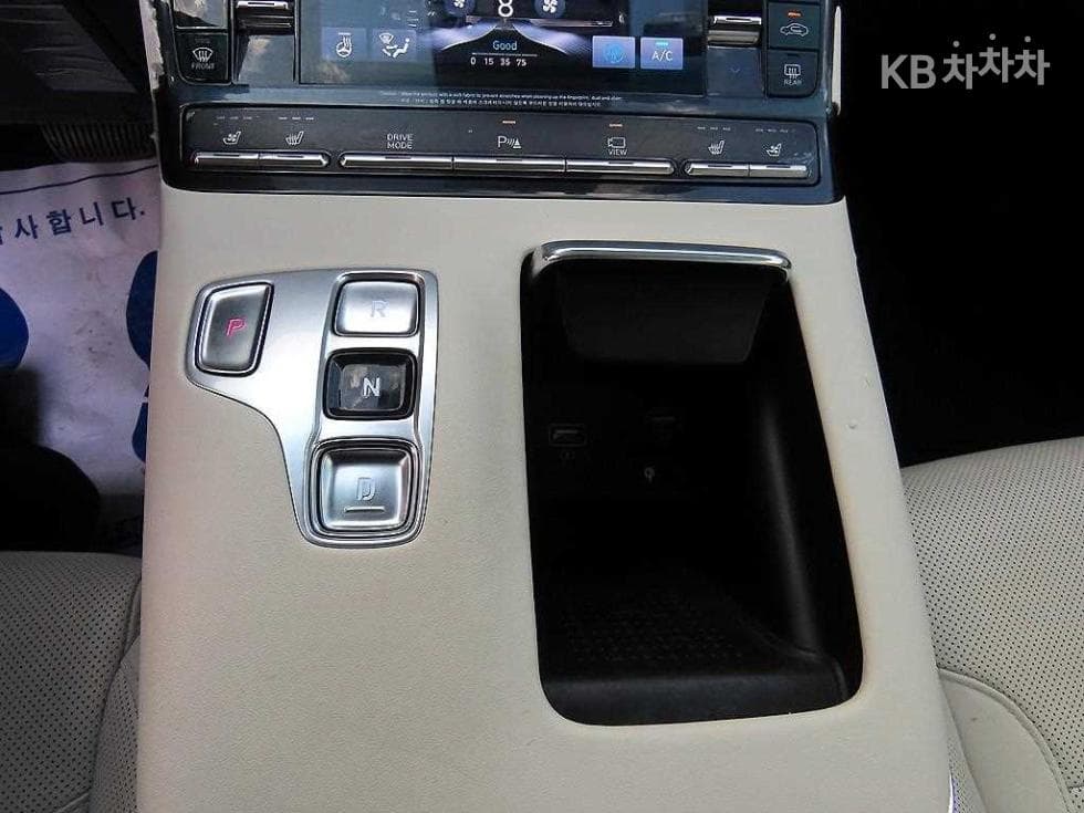 Хюндай The New (фейслифт) Grandeur (Azera)2.5 Le Blanc - 10
