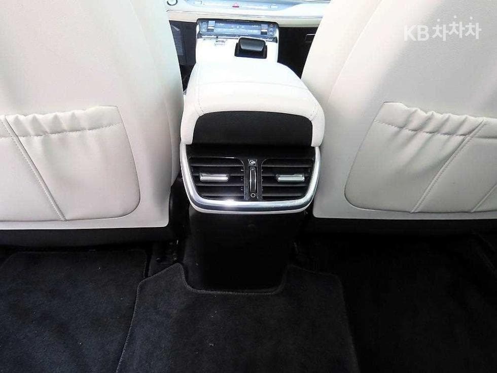 Хюндай The New (фейслифт) Grandeur (Azera)2.5 Le Blanc - 16