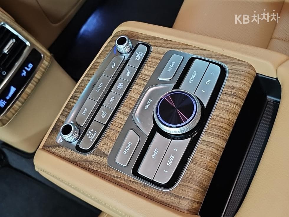 Киа The New (фейслифт) K9(Второ поколение)3.8 GDI AWD 베스트셀렉션Ⅰ - 14