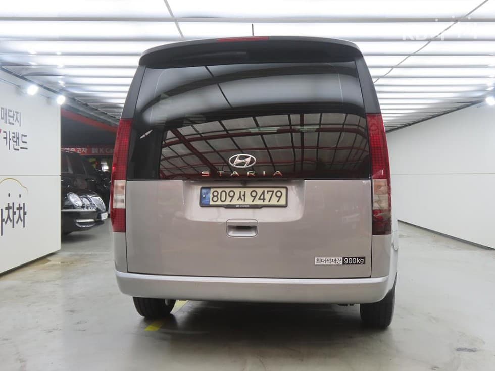Hyundai Staria Cargo3.5 LPG Cargo 3 Modern - 3