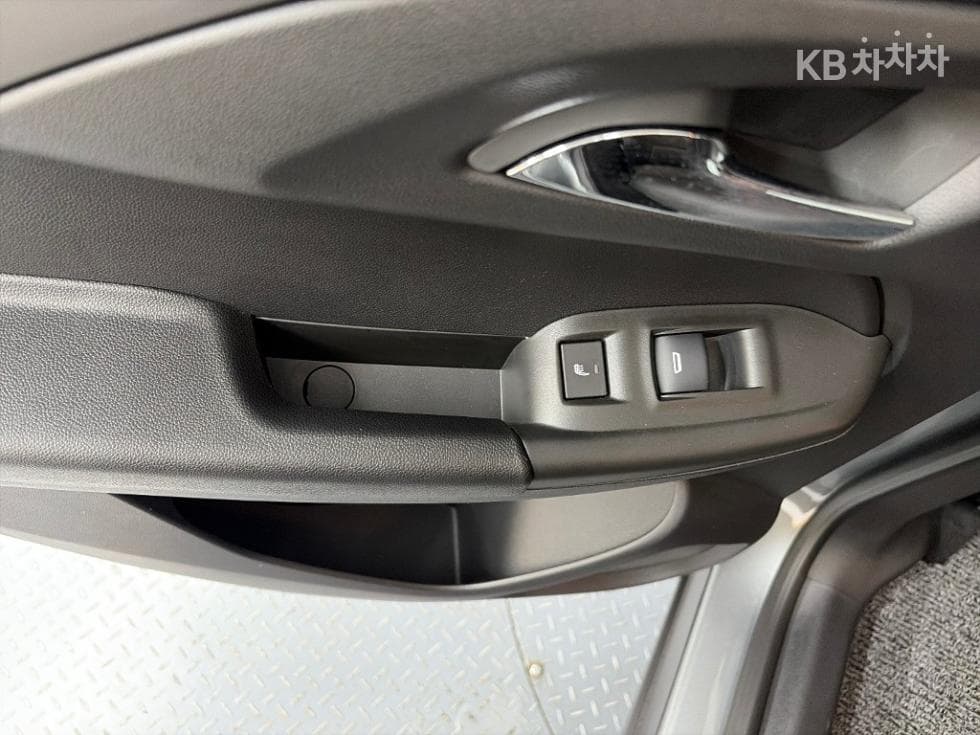 GM Korea The New (facelift) Trailblazer1.35 Gasoline Turbo 2WD RS - 13