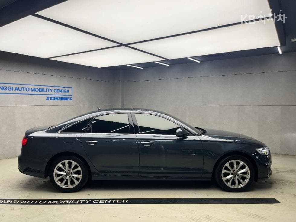 Audi NEW A635 Turbo Diesel Injection Premium C7 - 2