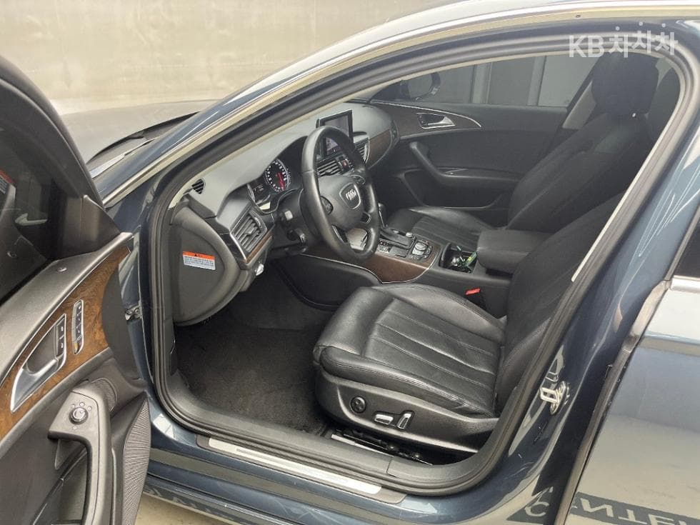 Audi NEW A635 Turbo Diesel Injection Premium C7 - 5