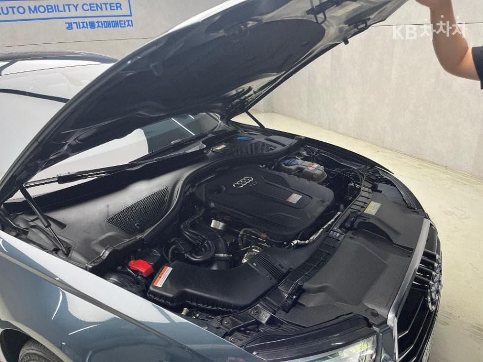 Audi NEW A635 Turbo Diesel Injection Premium C7 - 16