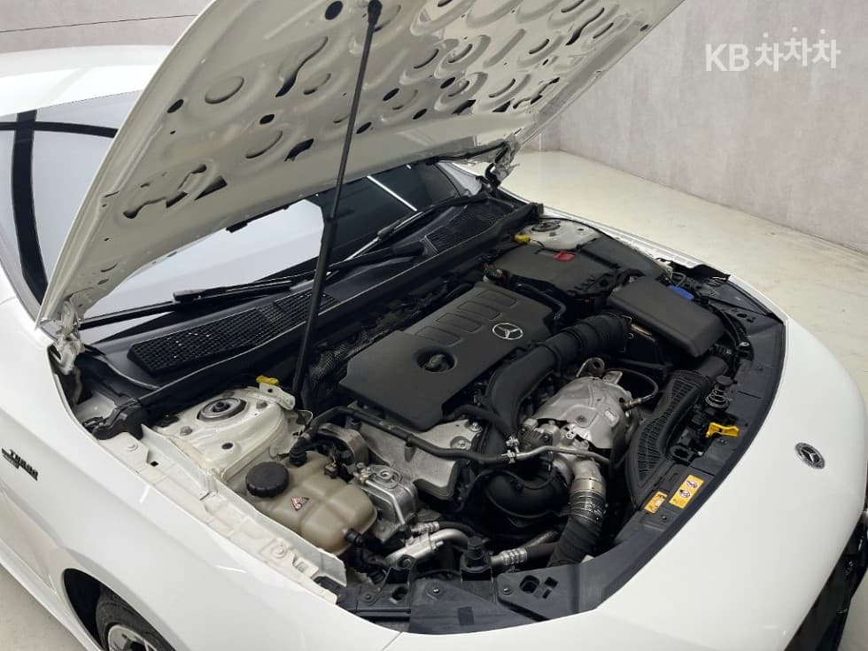 Mercedes-Benz A클래스(W177)A220 Sedan - - 14