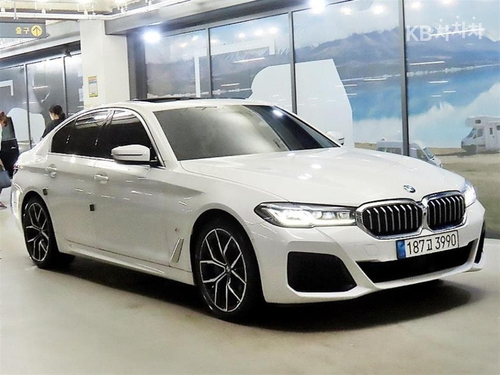 BMW 올Нов5 Серия (G30) 530i xDrive M Sport - Image 1