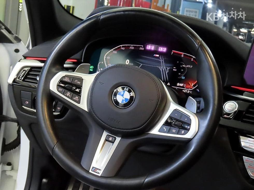BMW 올Нов5 Серия (G30)530i xDrive M Sport - 8