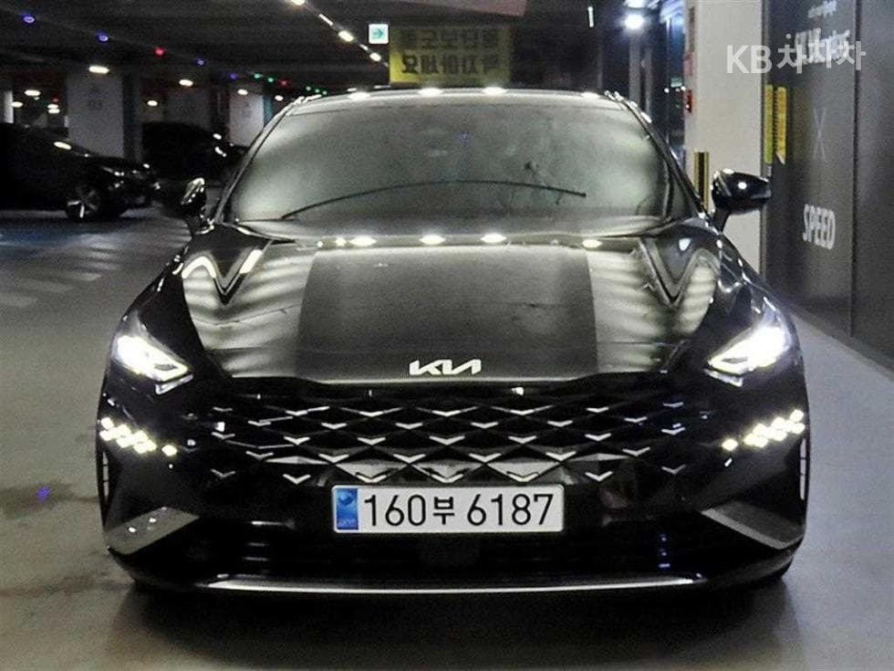 Киа K82.5L бензин Signature Специал (специален признак/издание) - 2