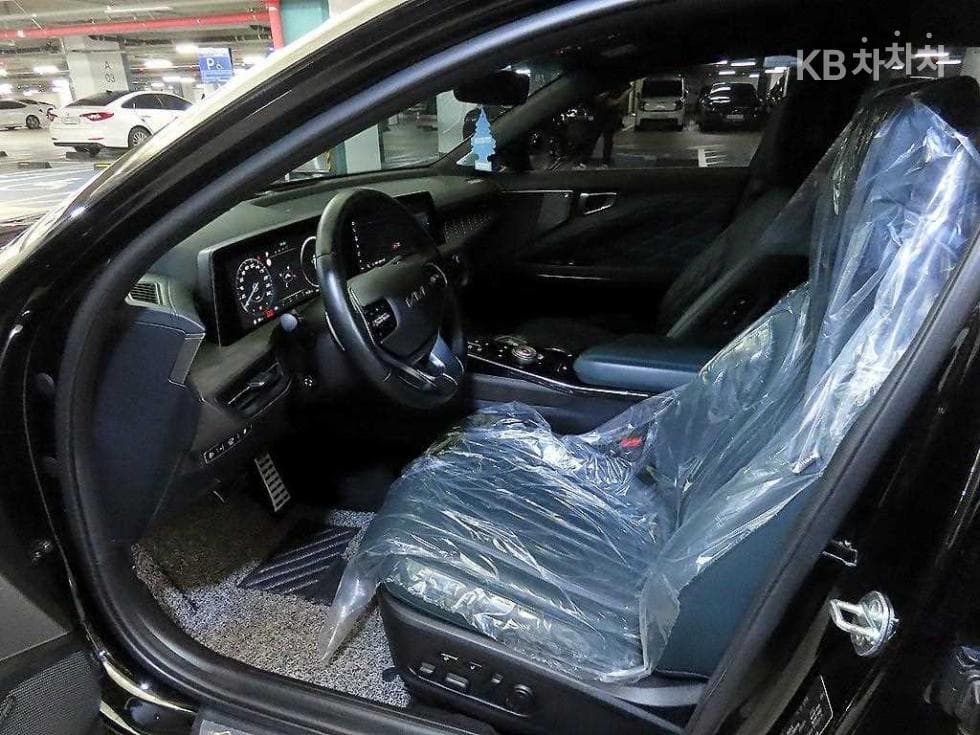 Киа K82.5L бензин Signature Специал (специален признак/издание) - 6