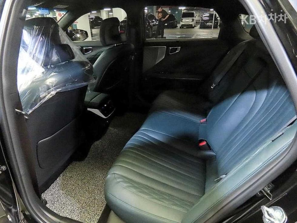Киа K82.5L бензин Signature Специал (специален признак/издание) - 7