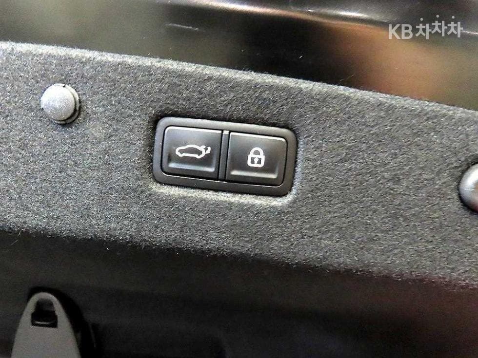 Киа K82.5L бензин Signature Специал (специален признак/издание) - 16