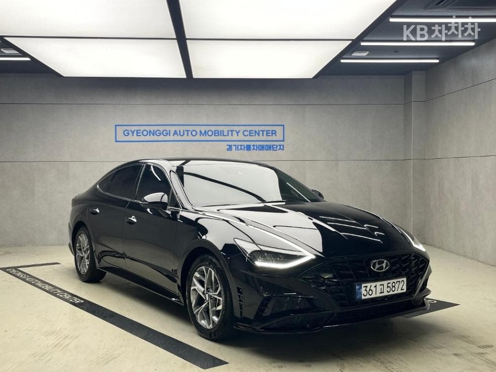 Hyundai Sonata (DN8) 2.0 Premium Plus - Image 1