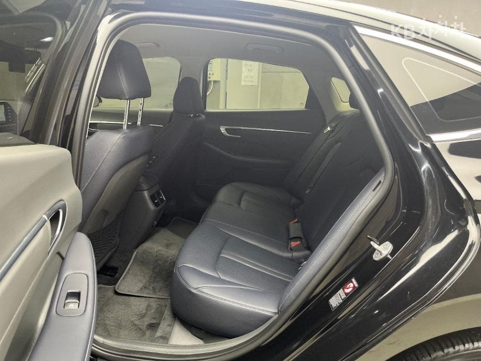 Hyundai Sonata (DN8)2.0 Premium Plus - 6