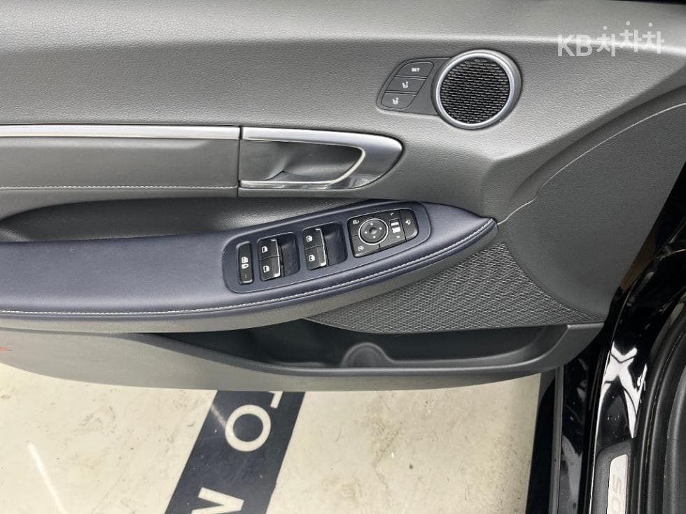 Hyundai Sonata (DN8)2.0 Premium Plus - 11