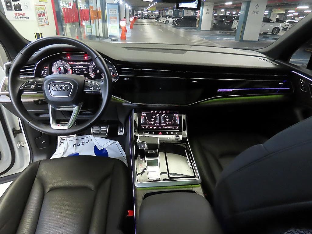 Audi New Q73.0 45 Turbo Diesel Injection Quattro Premium - 10