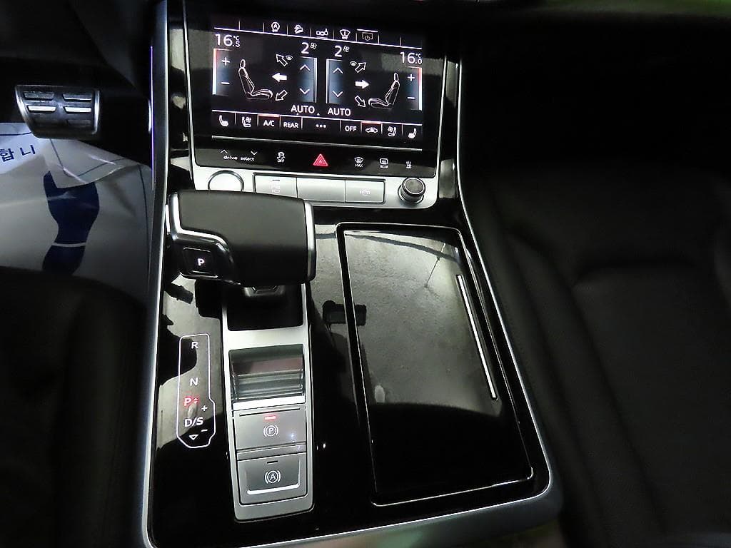 Audi New Q73.0 45 Turbo Diesel Injection Quattro Premium - 12