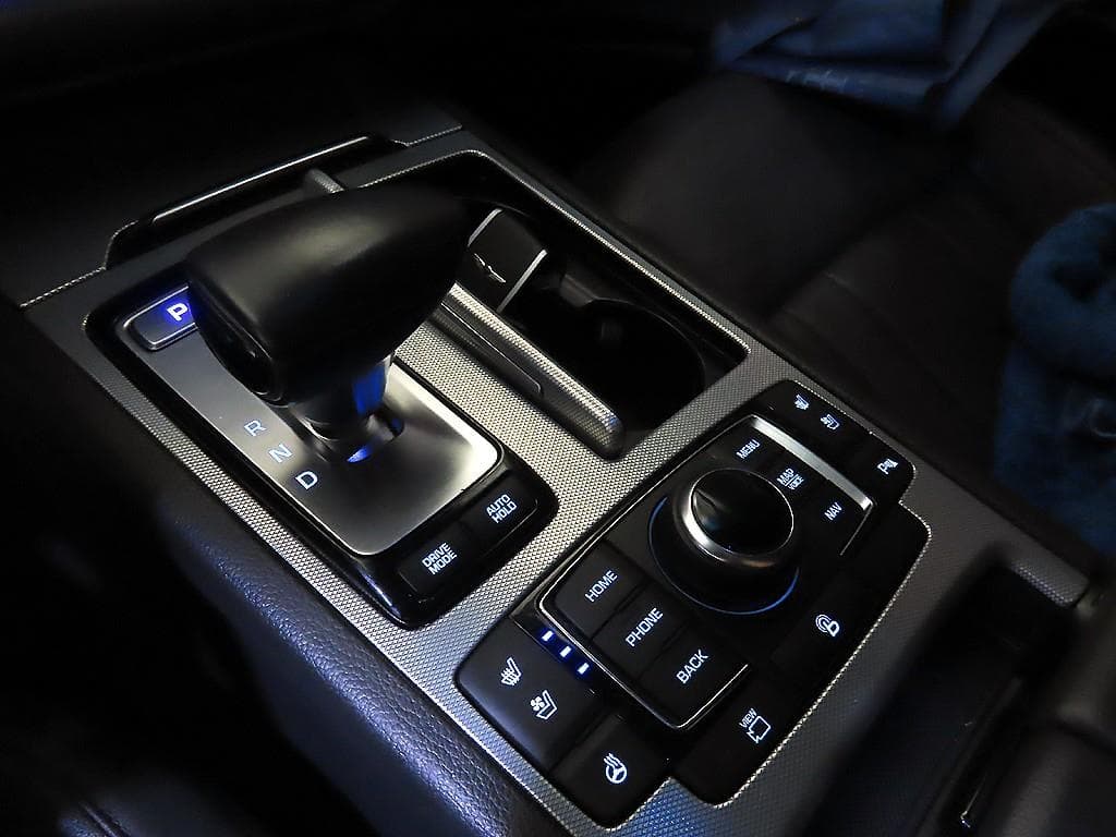 Genesis G803.3 GDI AWD Premium Luxury - 12