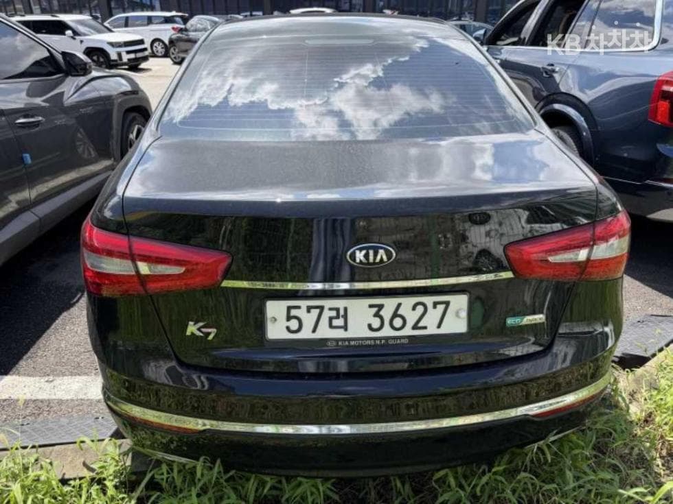 Kia K7 Hybrid700h Luxury - 4