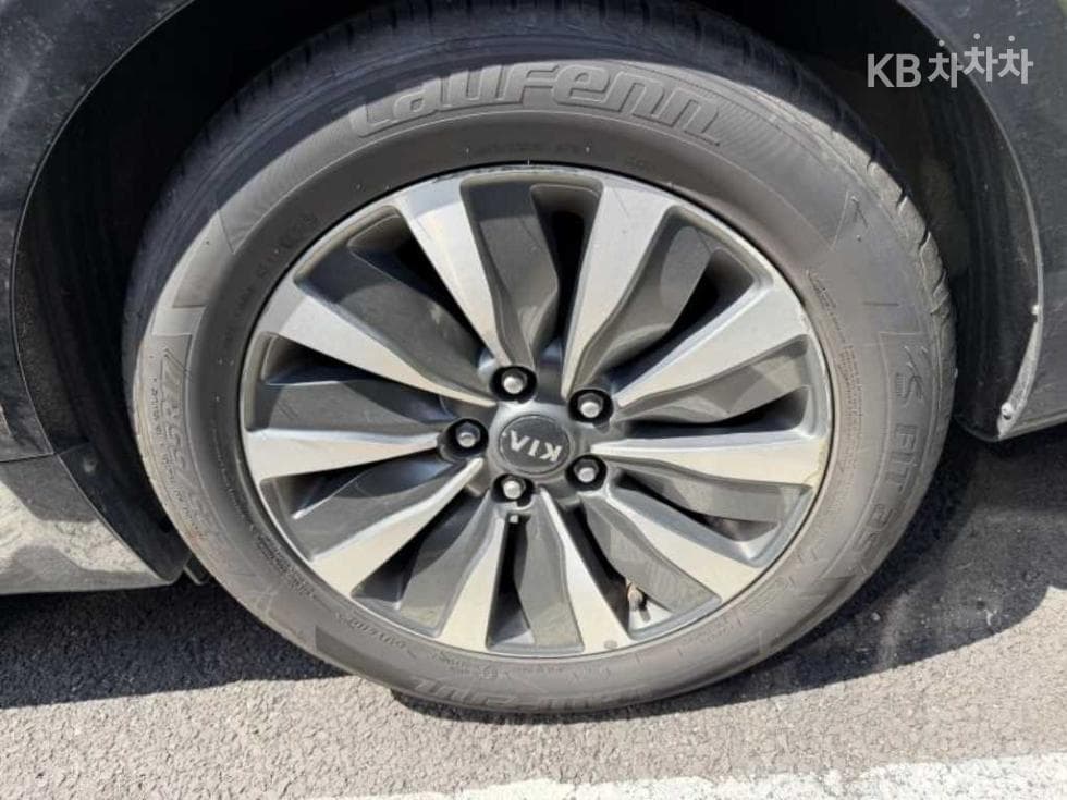 Kia K7 Hybrid700h Luxury - 5