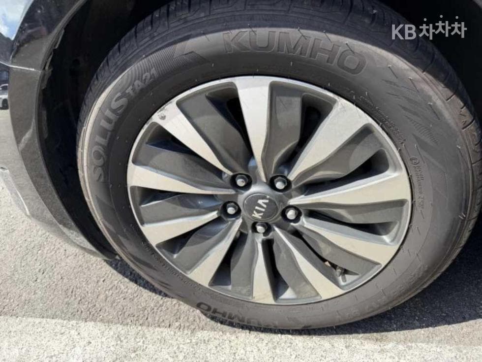 Kia K7 Hybrid700h Luxury - 6