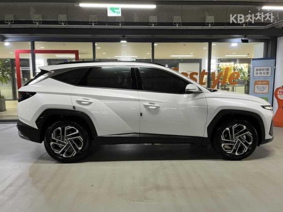 Hyundai The New (facelift) Tucson Hybrid(NX (Lexus SUV)4)1.6T HEV 2WD Inspiration - 3